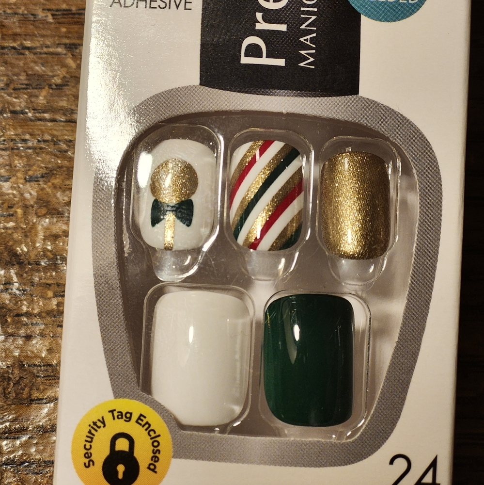 2 sets Holiday Press on nails💅 - Picture 4 of 4